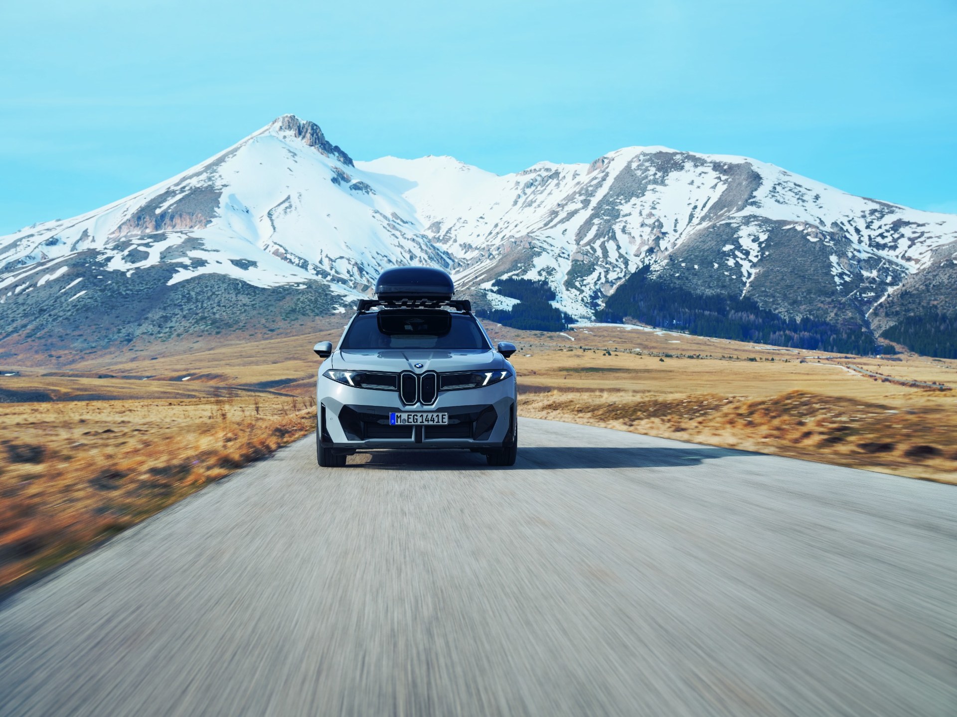 BMW-iX3-Facebook-HubSpot-01