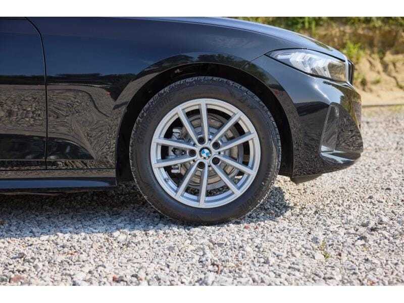 BMW 318iA Touring, foto 8 van 20