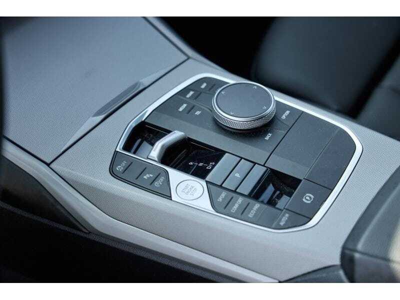 BMW 318iA Touring, foto 16 van 20