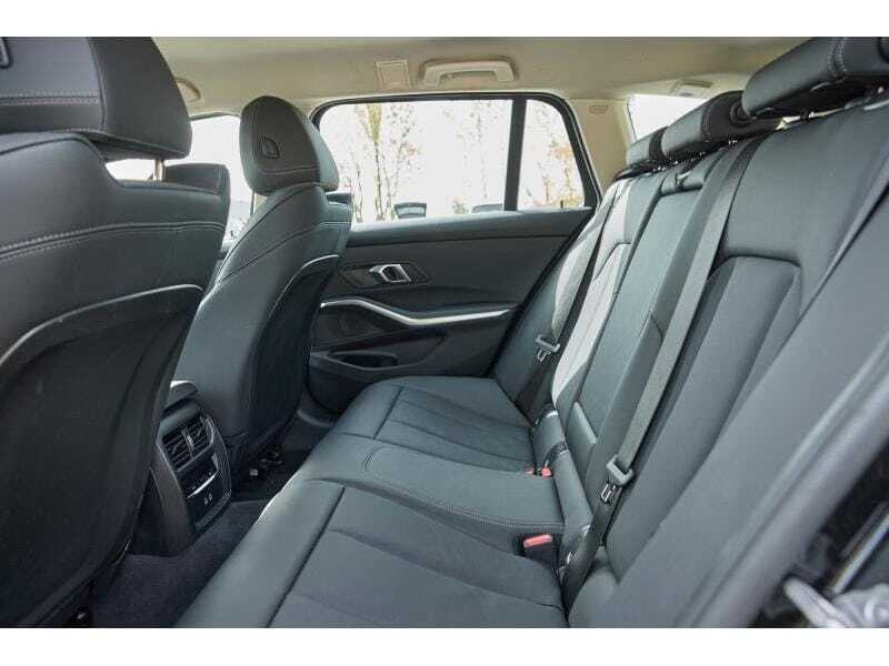 BMW 318iA Touring, foto 16 van 20