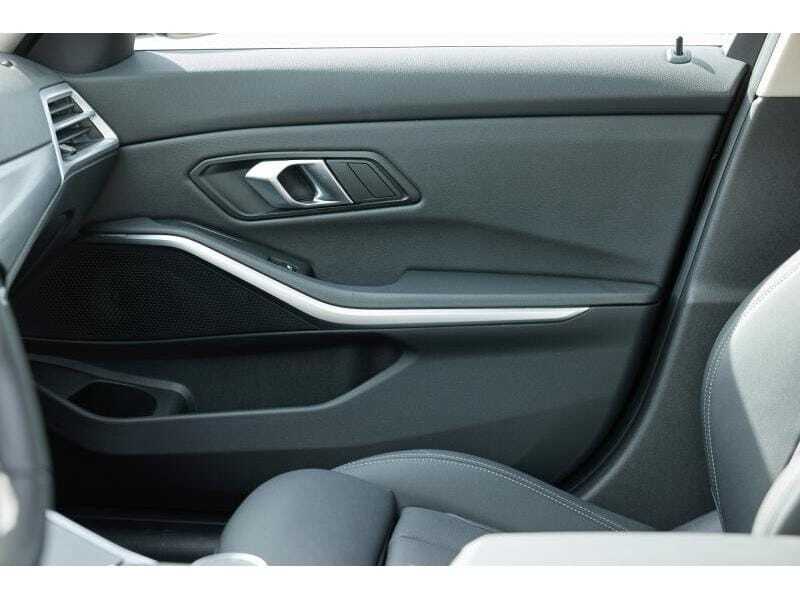 BMW 318iA Touring, foto 20 van 20