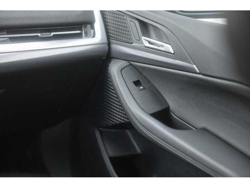 BMW 218i Active Tourer, foto 11 van 20
