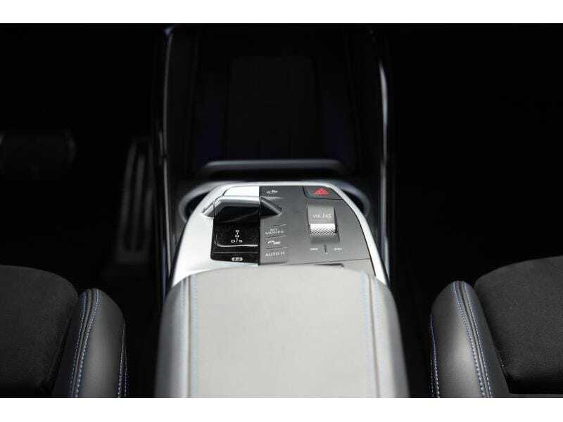 BMW X2 sdrive20i, foto 16 van 20