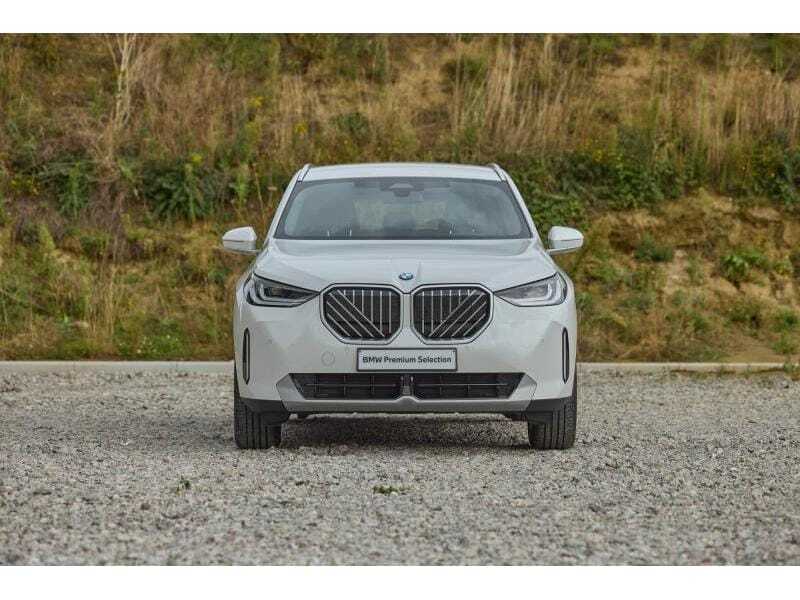 BMW X3 20 xDrive, foto 2 van 20