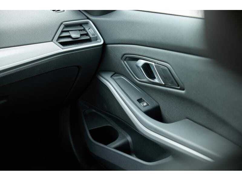 BMW 320 Touring, foto 10 van 20