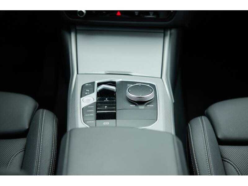 BMW 320e Touring, foto 14 van 20
