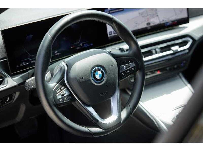 BMW 320e Touring, foto 19 van 20