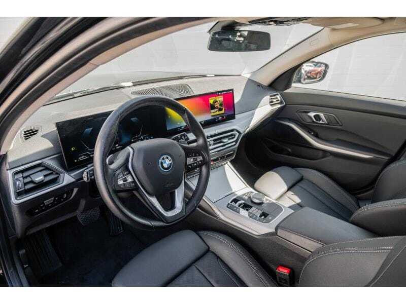 BMW 320e Touring, foto 5 van 20