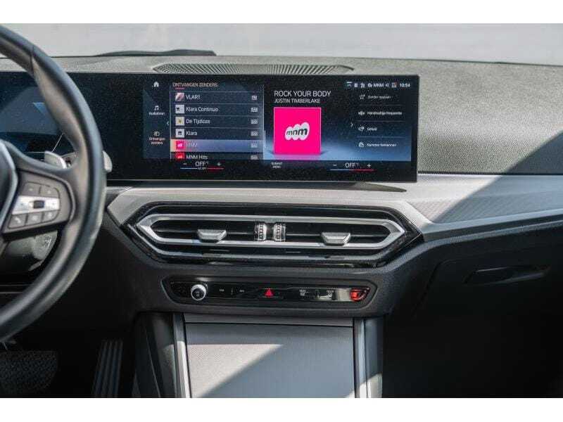 BMW 320e Touring, foto 14 van 20