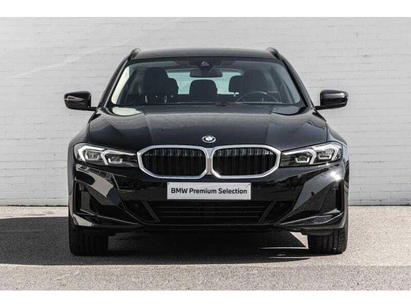 BMW 320e Touring, foto 17 van 20