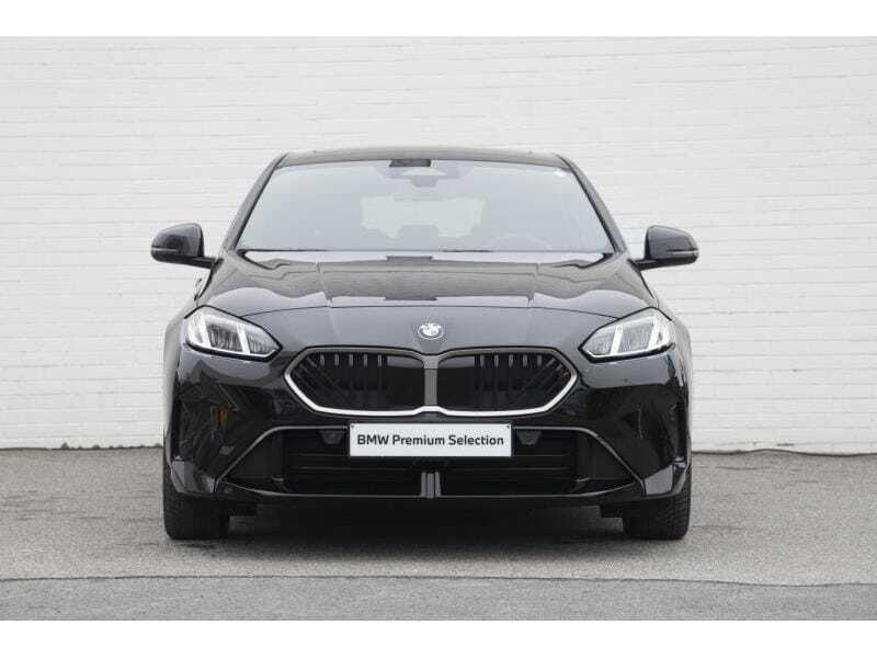 BMW 123 xDrive, foto 2 van 19