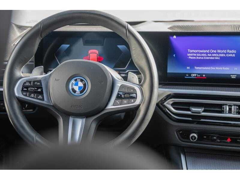 BMW 330 Touring, foto 13 van 20