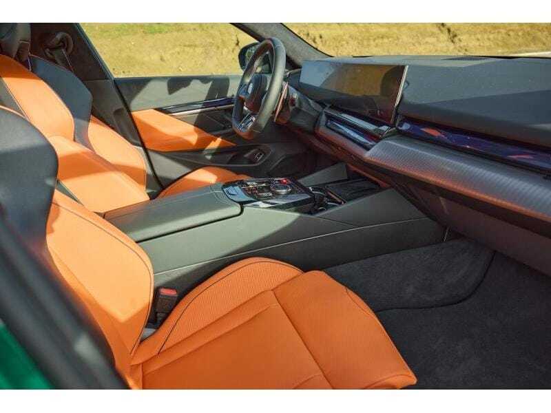 BMW M5 Touring, foto 9 van 20