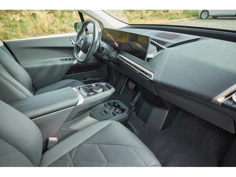 BMW iX xDrive40, foto 9 van 20