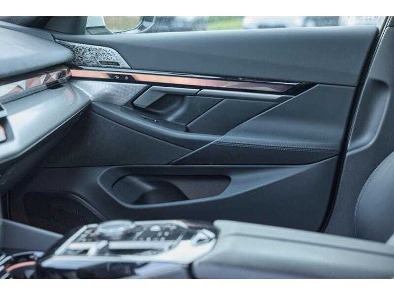 BMW i5 eDrive40 Touring, foto 16 van 20
