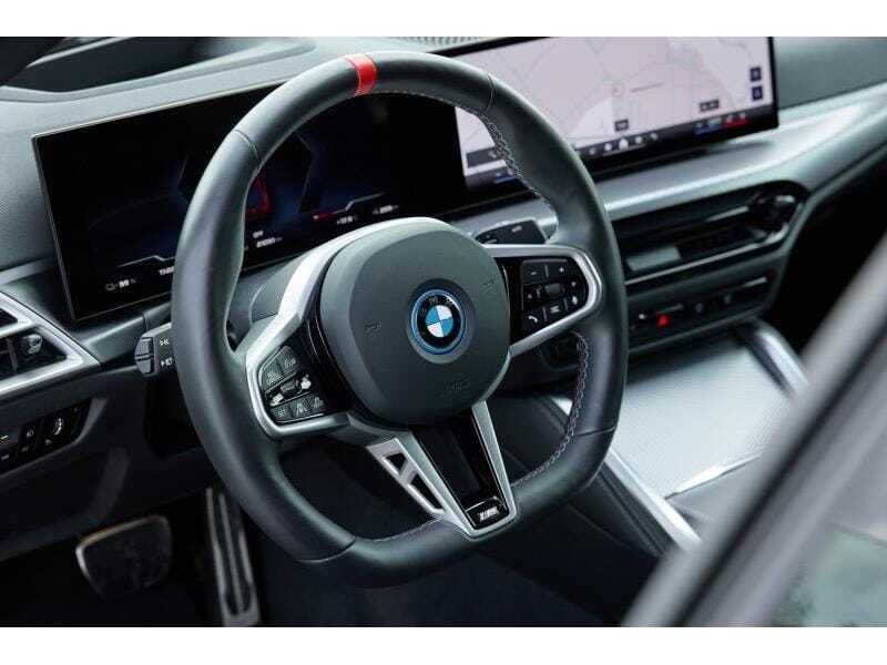 BMW i4 M50 xDrive Gran Coupé, foto 18 van 20