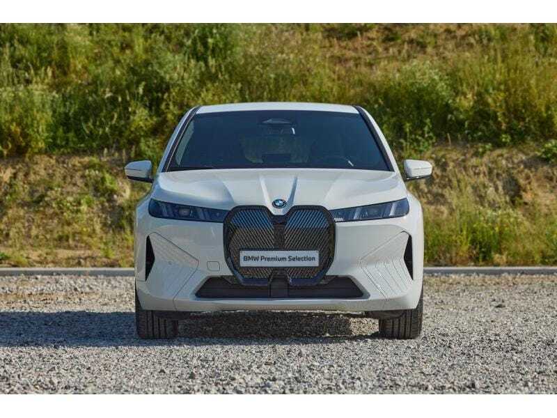 BMW iX xDrive45, foto 2 van 20