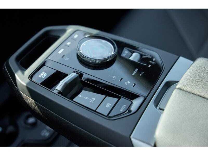 BMW iX xDrive45, foto 19 van 20