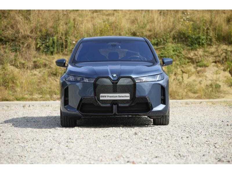 BMW iX xDrive45, foto 2 van 20
