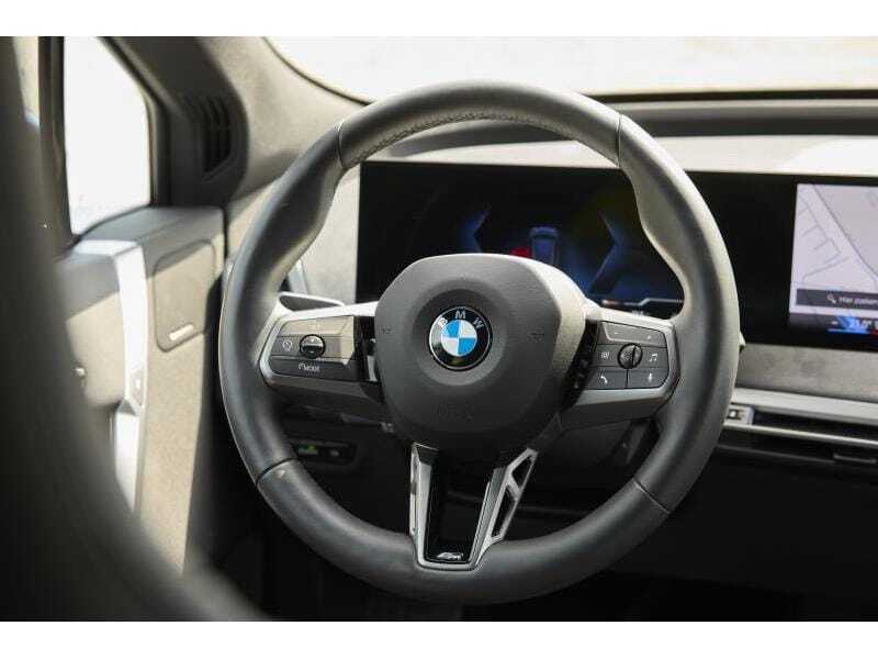 BMW iX xDrive45, foto 9 van 20