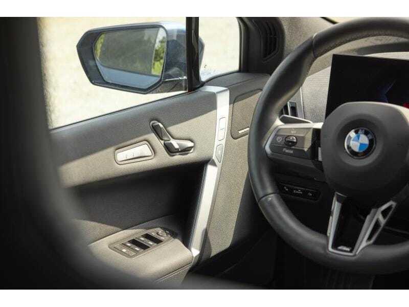 BMW iX xDrive45, foto 12 van 20