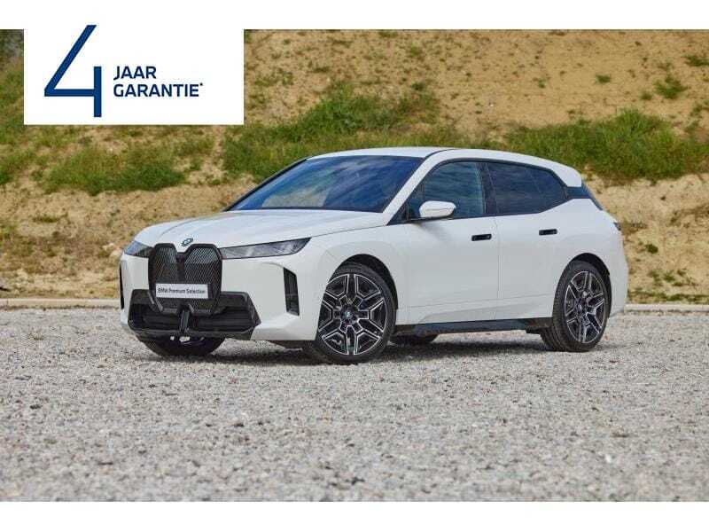 BMW iX xDrive45