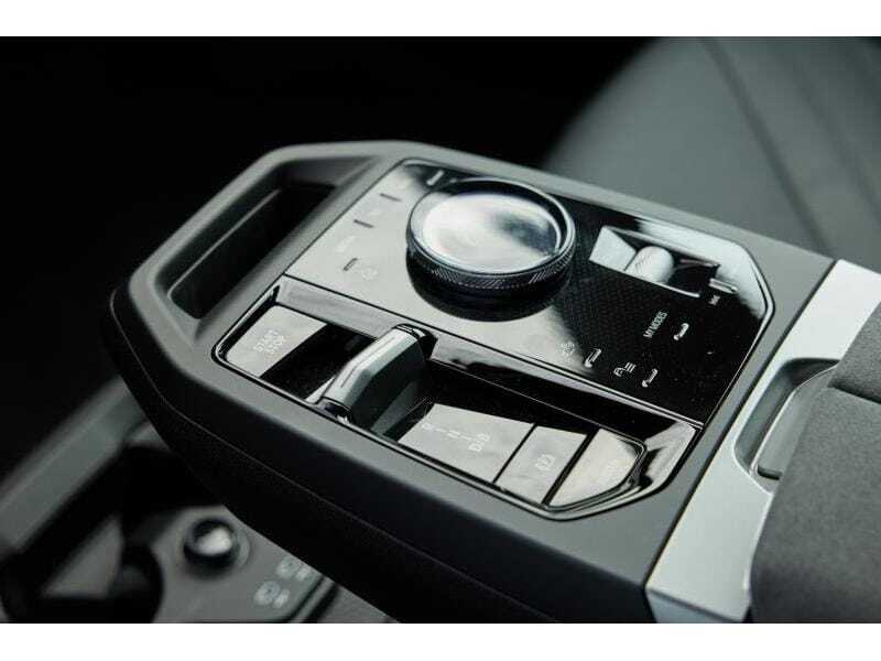 BMW iX xDrive45, foto 10 van 20