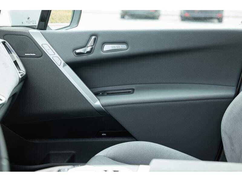 BMW iX xDrive45, foto 14 van 20