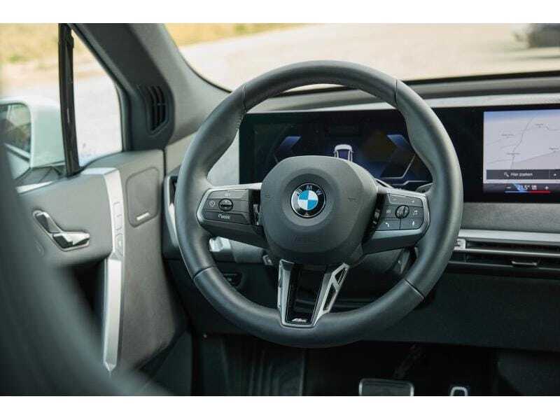 BMW iX xDrive45, foto 16 van 20