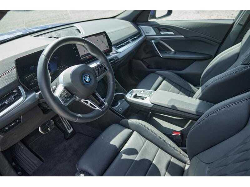 BMW iX2 eDrive20, foto 5 van 20