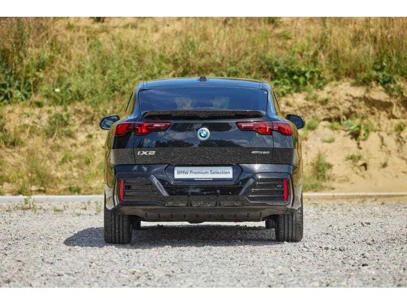 BMW iX2 eDrive20, foto 4 van 20