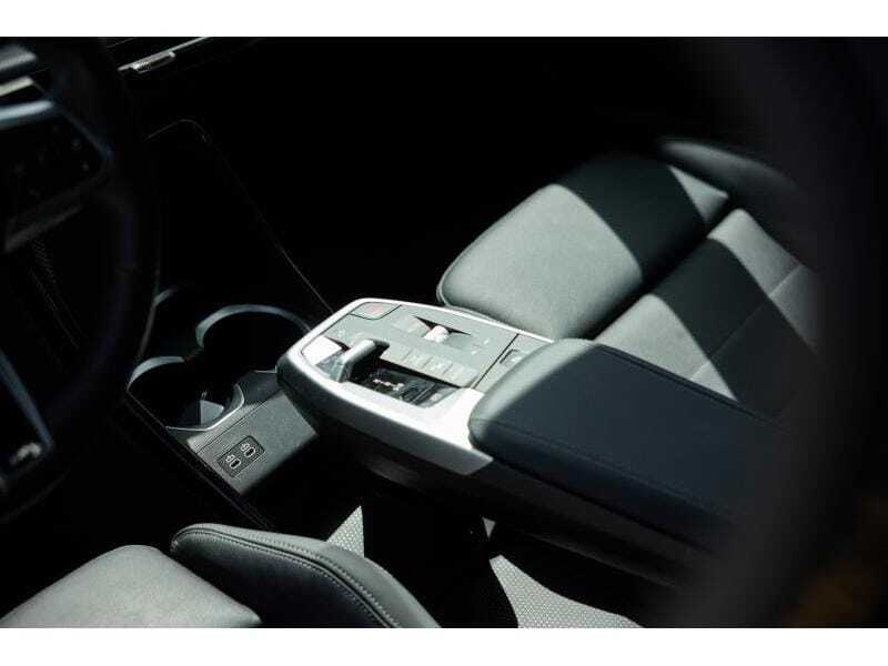 BMW iX2 eDrive20, foto 17 van 20