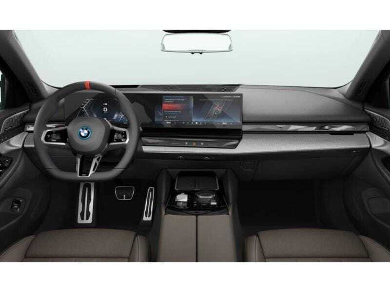 BMW i5 M60 xDrive Touring, foto 8 van 11