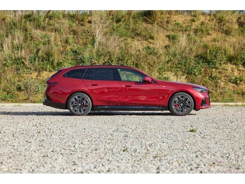 BMW i5 eDrive40 Touring, foto 3 van 20