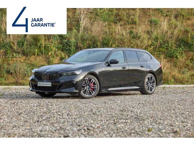 BMW i5 eDrive40 Touring, foto 1 van 20