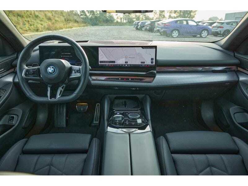BMW i5 eDrive40 Touring, foto 7 van 20