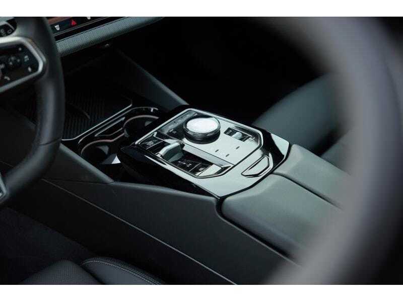 BMW i5 eDrive40 Touring, foto 17 van 20